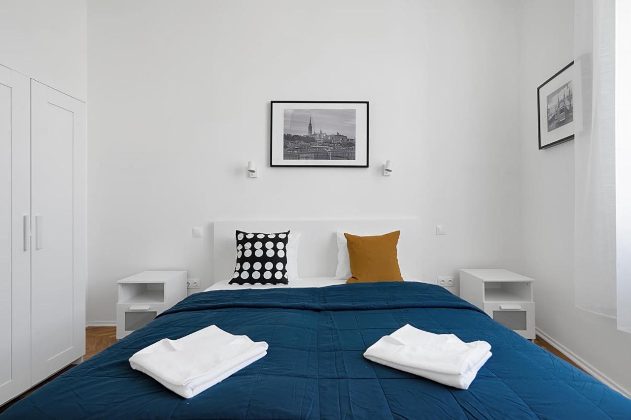 Bpr Cosmos Design Suite With A/C Budapest Extérieur photo